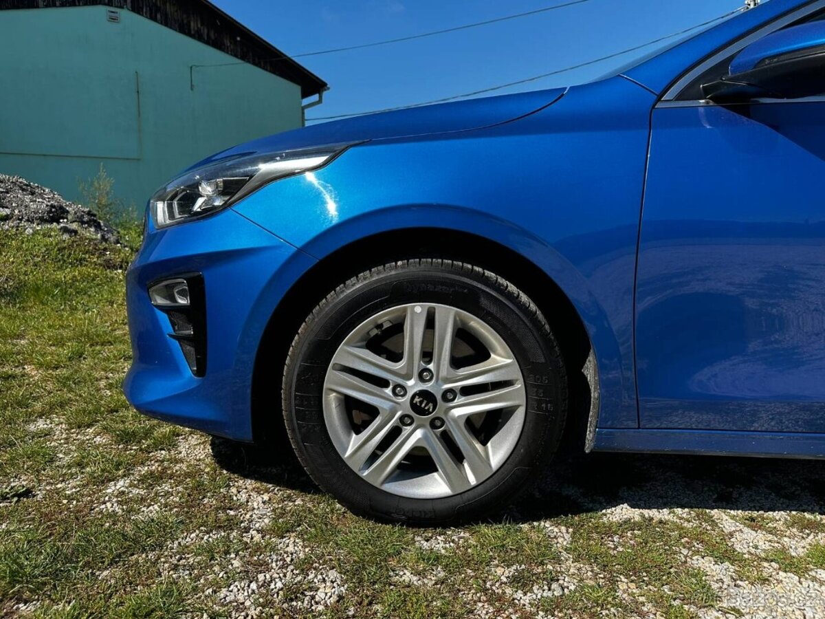 KIA Ceed SW 1.6 CRDi Gold - 9