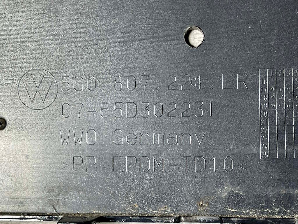 VW GOLF 7 FACELIFT - nárazník R-LINE 4xPDC 5G0807221LR - 9