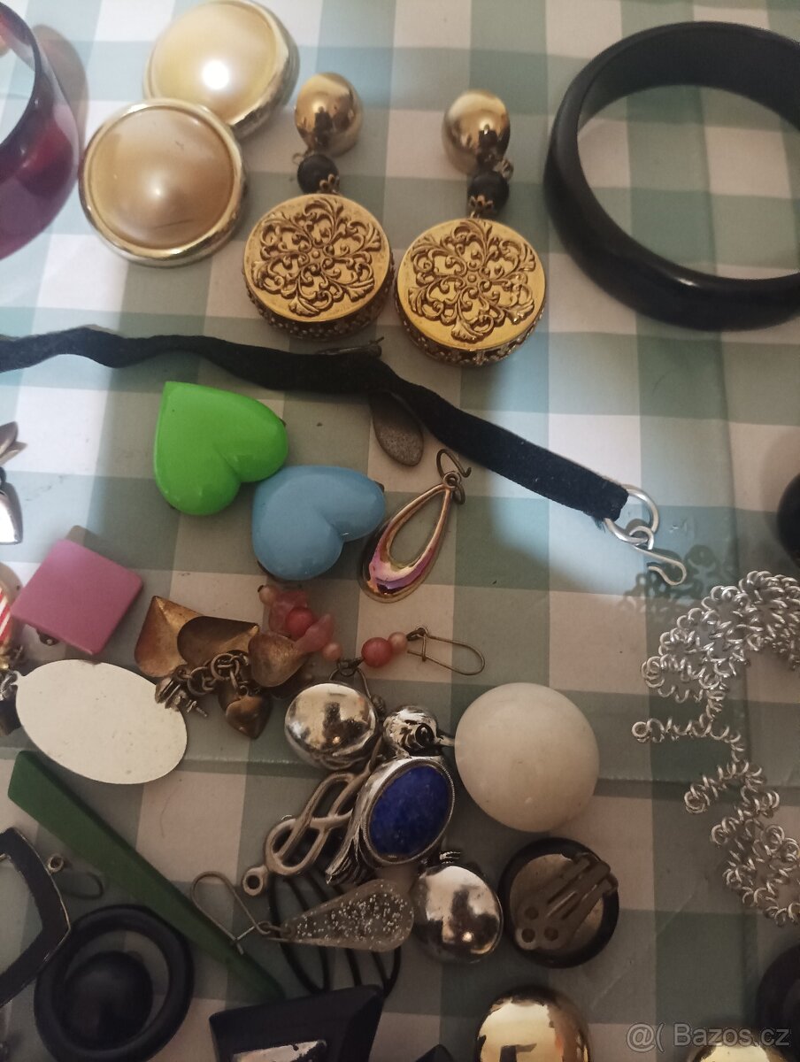 Retro bižuterie - 9