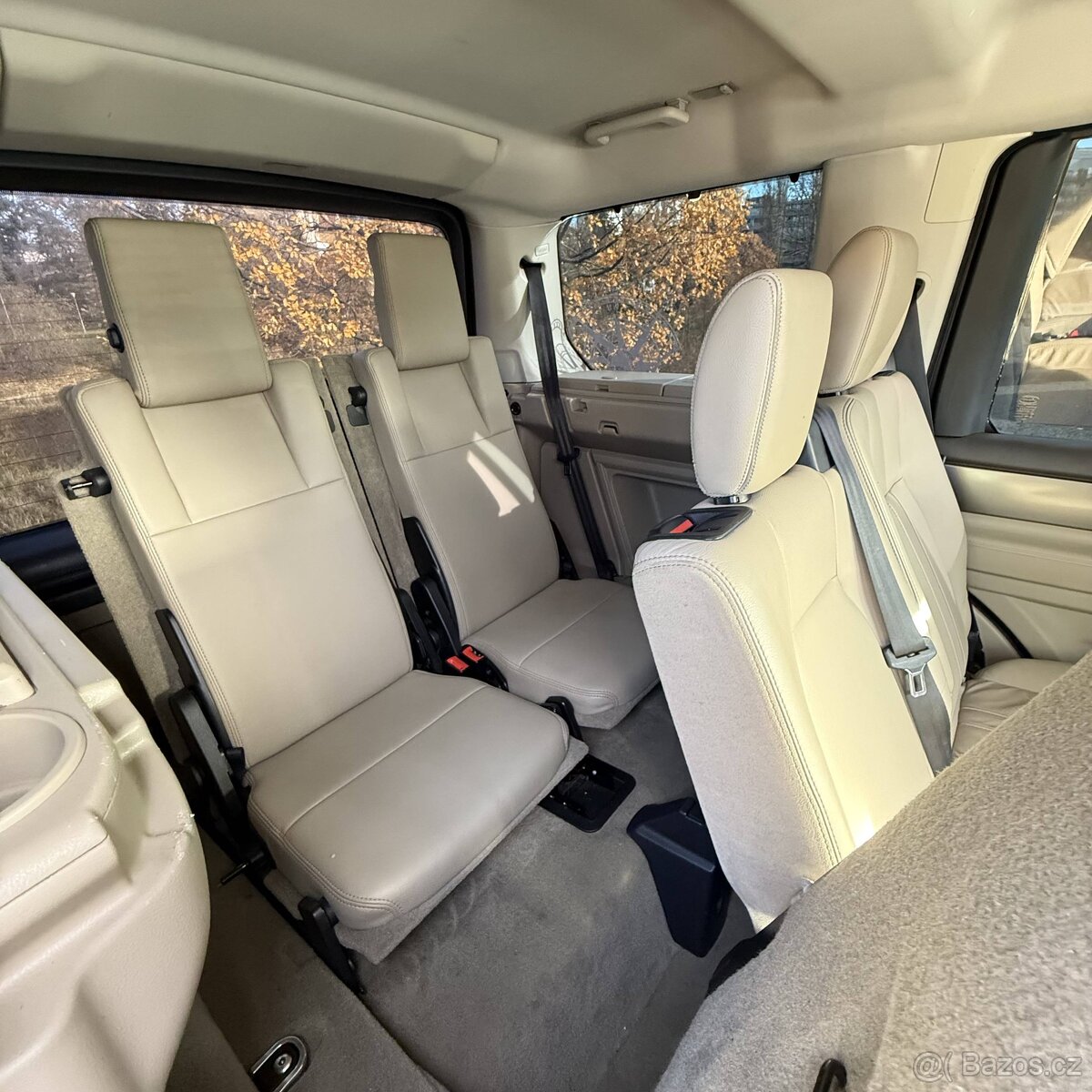 Land Rover Discovery, Discovery4 3,0 SDV6 7mist Ojeté, 2014, - 9