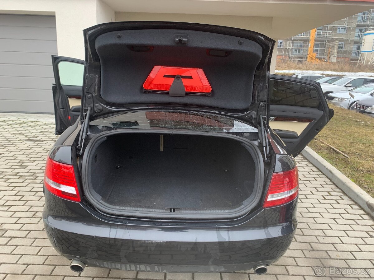 AUDI A6,r.v. 2004 - 9