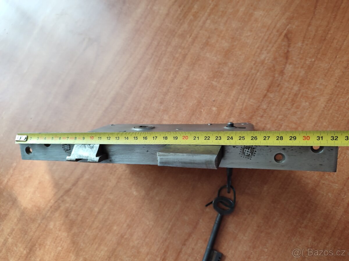 Zámek na vrata - dozický - 9