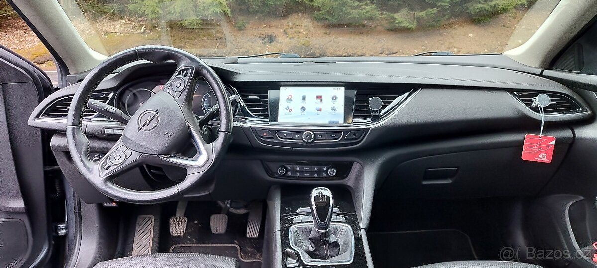 Opel Insignia B 2.0CDTi 125kW, manuál, r.v. 2017 - 9