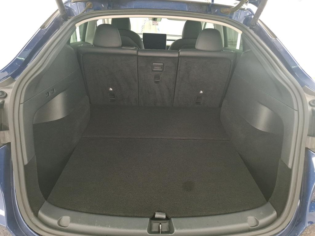 Tesla Model Y AWD Long Range - 1862 - 9