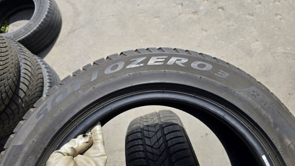 Zimní pneu 225/55/17 Pirelli - 9