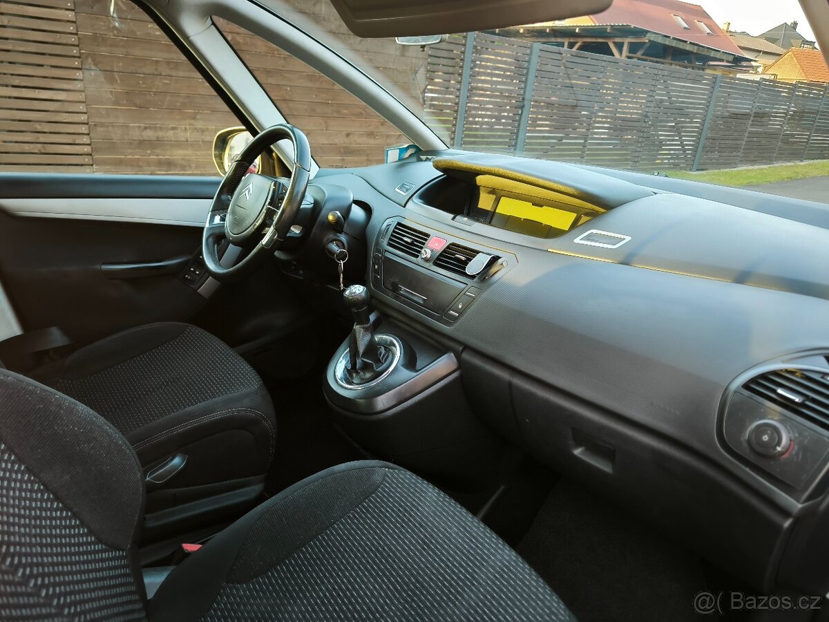 Citroen c4 picasso 1.8 LPG - 9