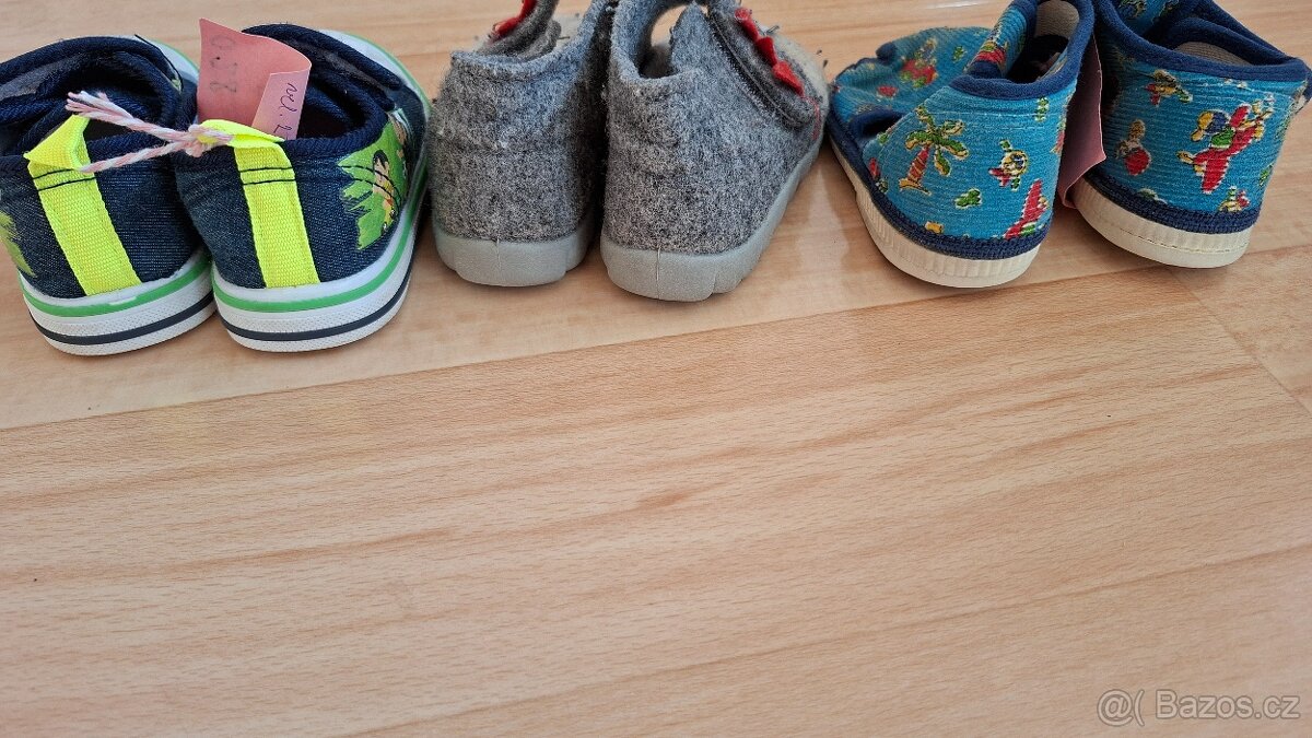 Vel. 20 + vel. 21 sada 3 párů - 9