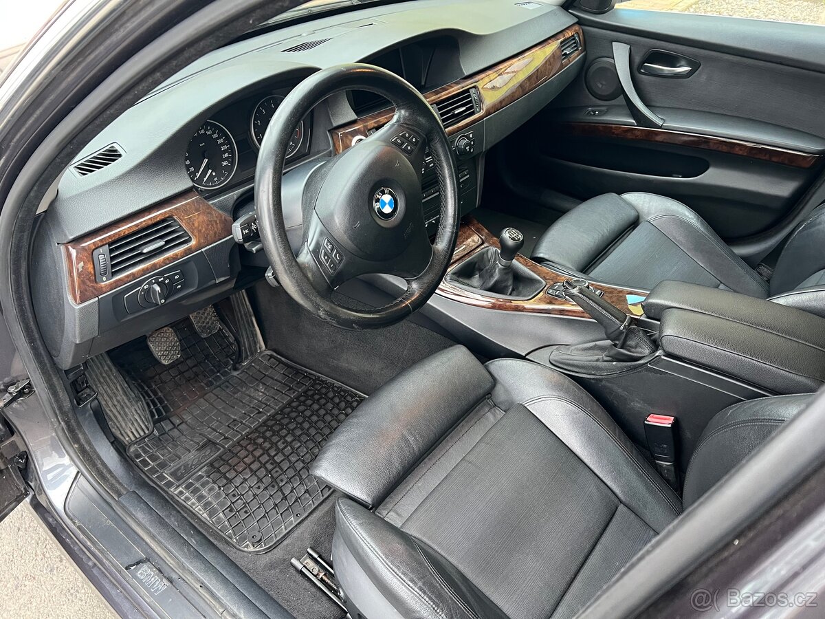 BMW E90 330i – N52 6q - 9