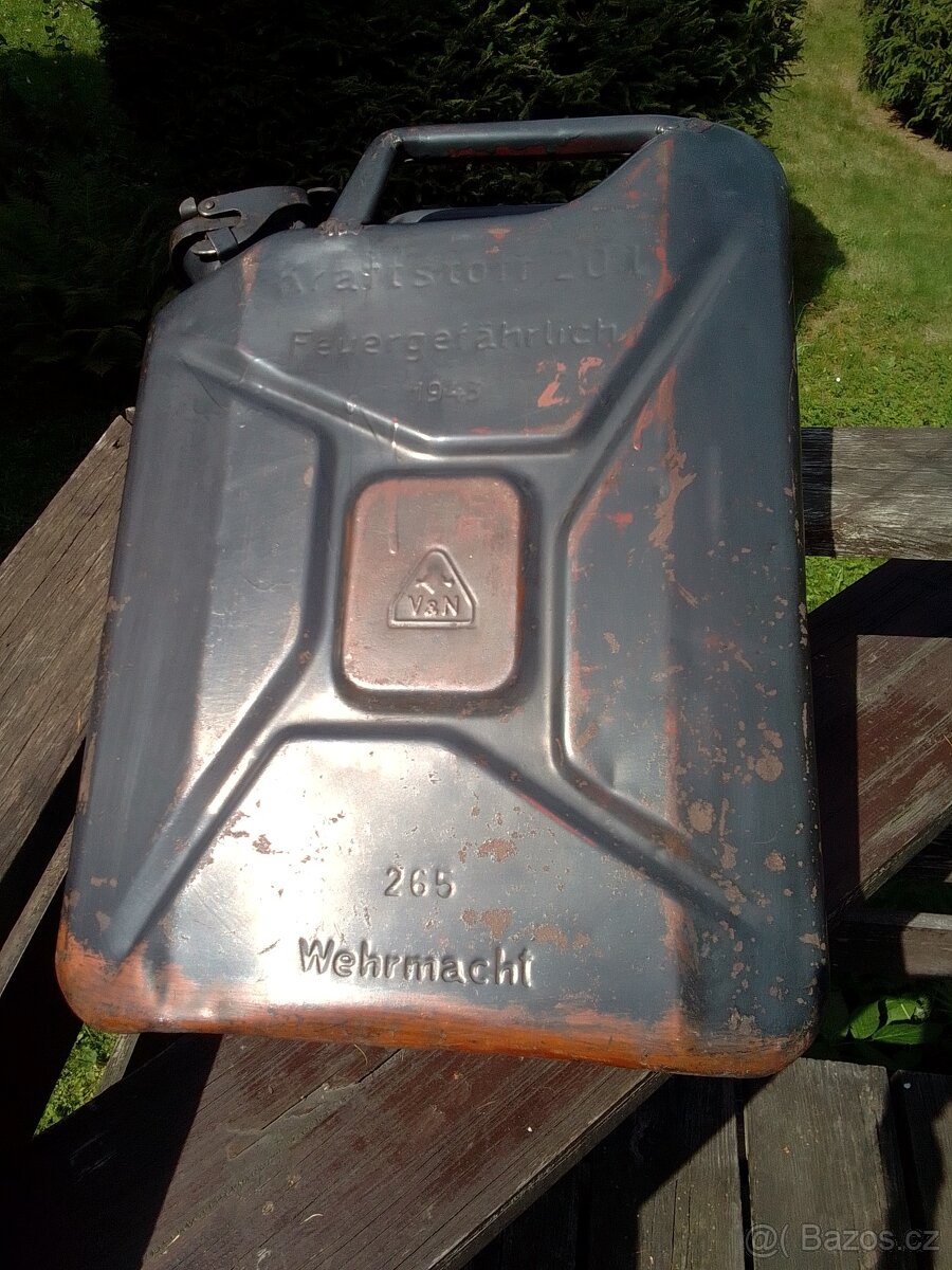 Wehrmacht-Válečný kanystr německé armády z r. 1943 - 9
