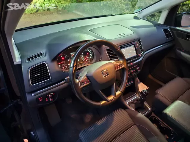 Seat Alhambra 2.0 TDI 110kW,7.Míst,Navi,Webasto,2017. - 9