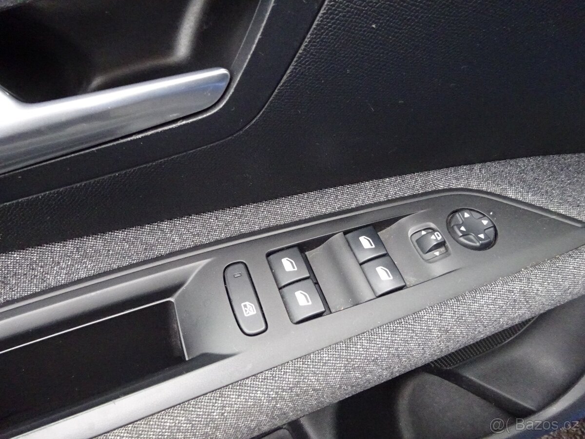 Peugeot 3008 1,5 HDI, ODPOČET DPH - 9