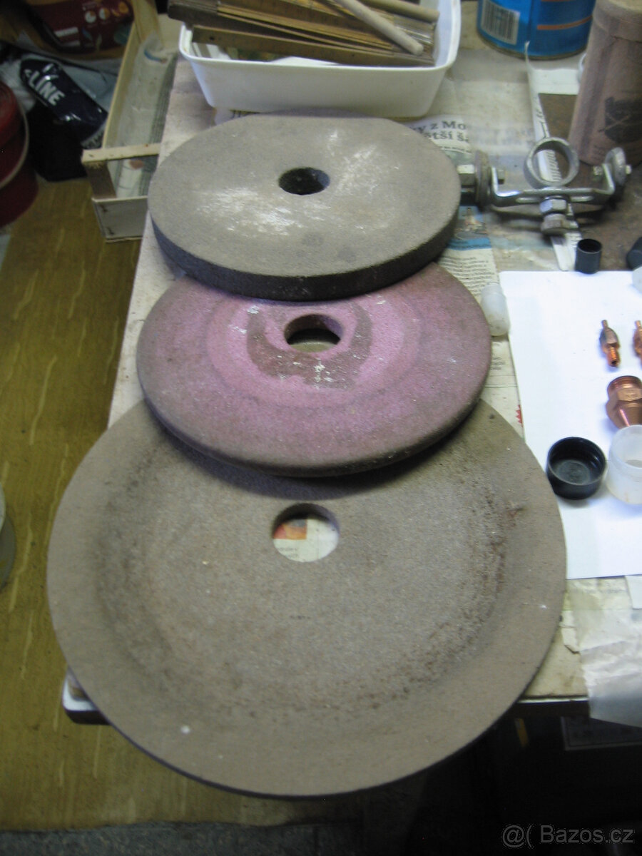 Růzmé vybavení do dílny - 9