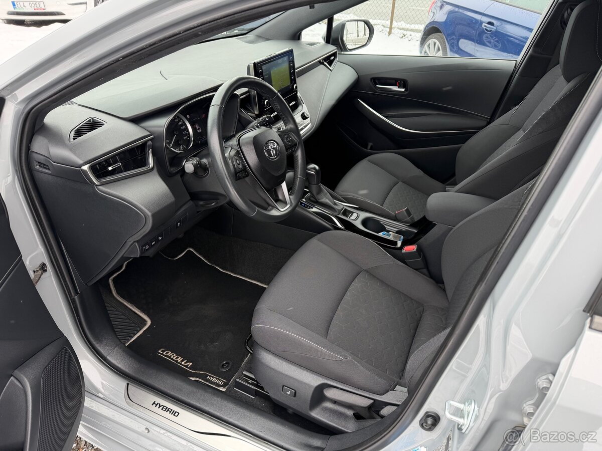 Toyota Corolla 1.8 Hybrid - 9