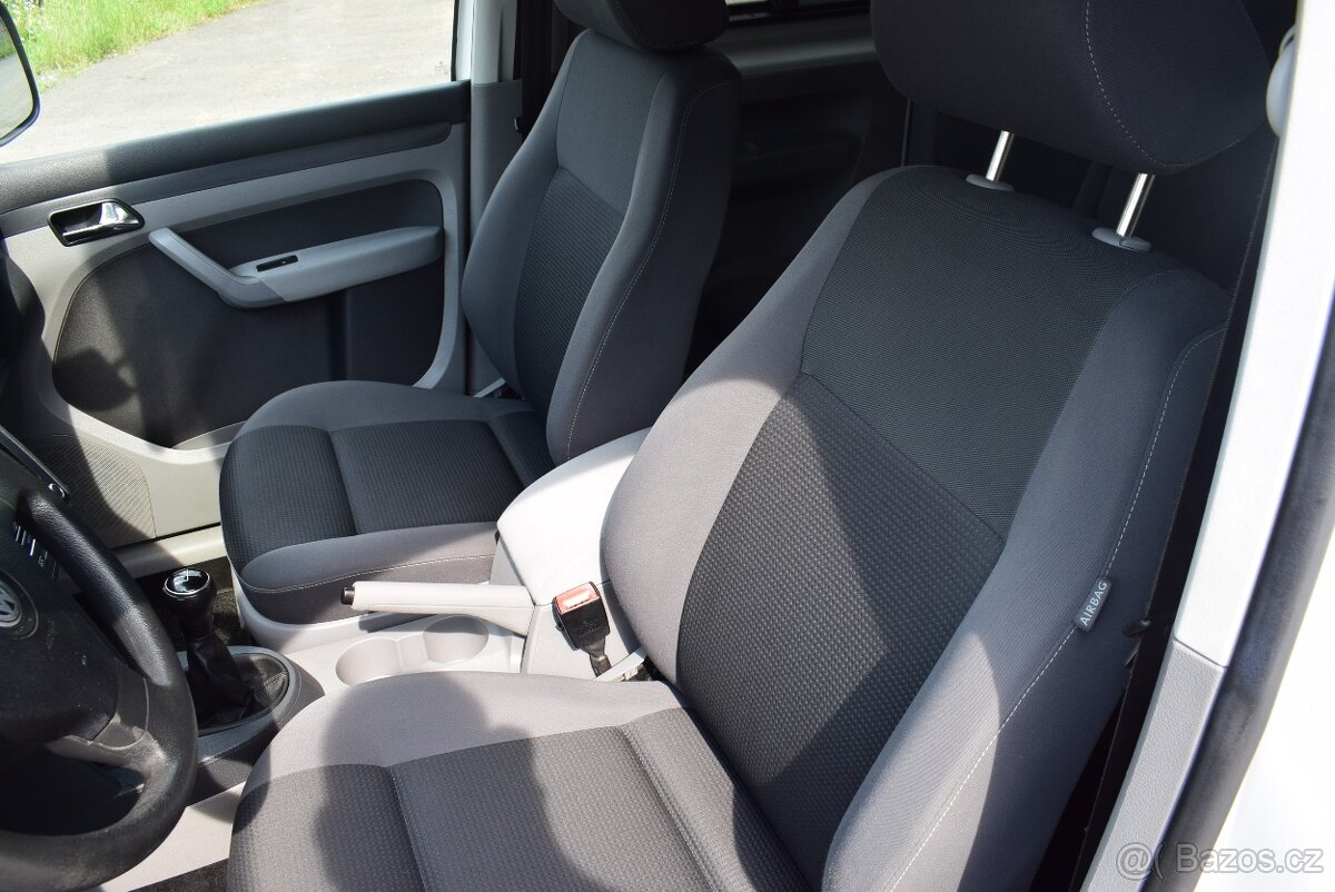 VW CADDY 1,9TDi MAXI,7MÍST,BEZ KOROZE - 9