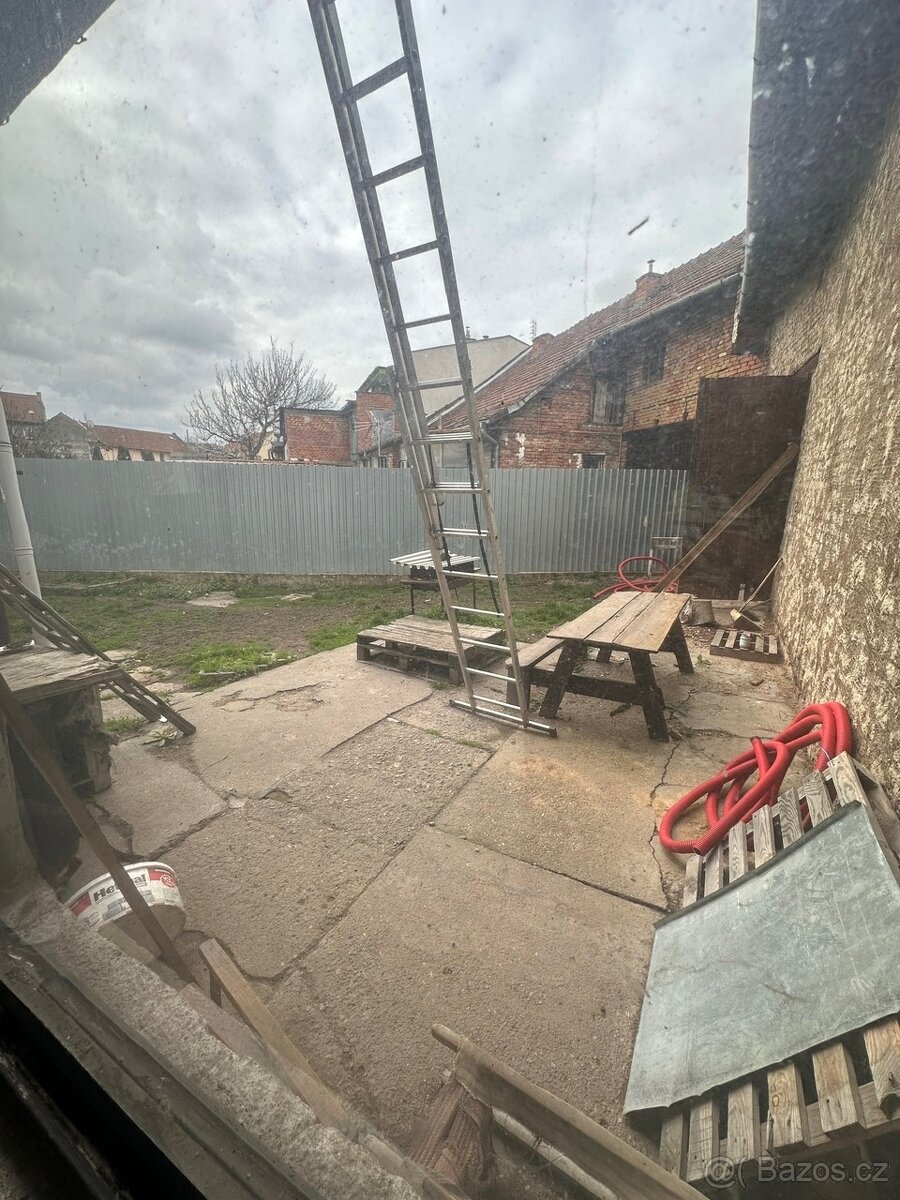 Prodej domu 4+1 Měrůtky - Lutopecny - 9