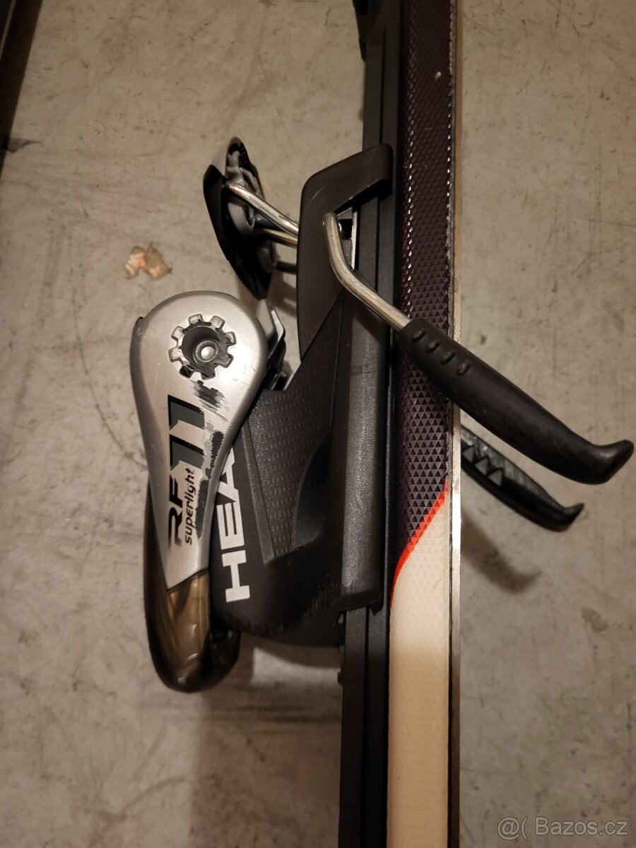 Carvingové lyže HEAD Cyber - 9