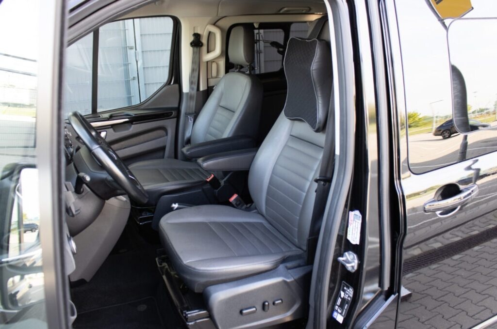 Ford Tourneo Custom L2 Titanium X z roku 2019 - 9