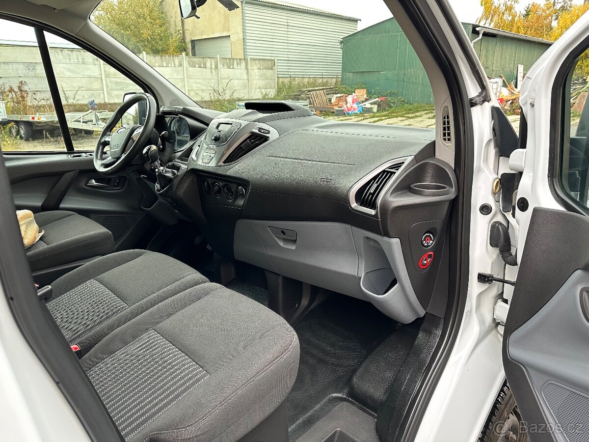 Ford Transit Custom - 9