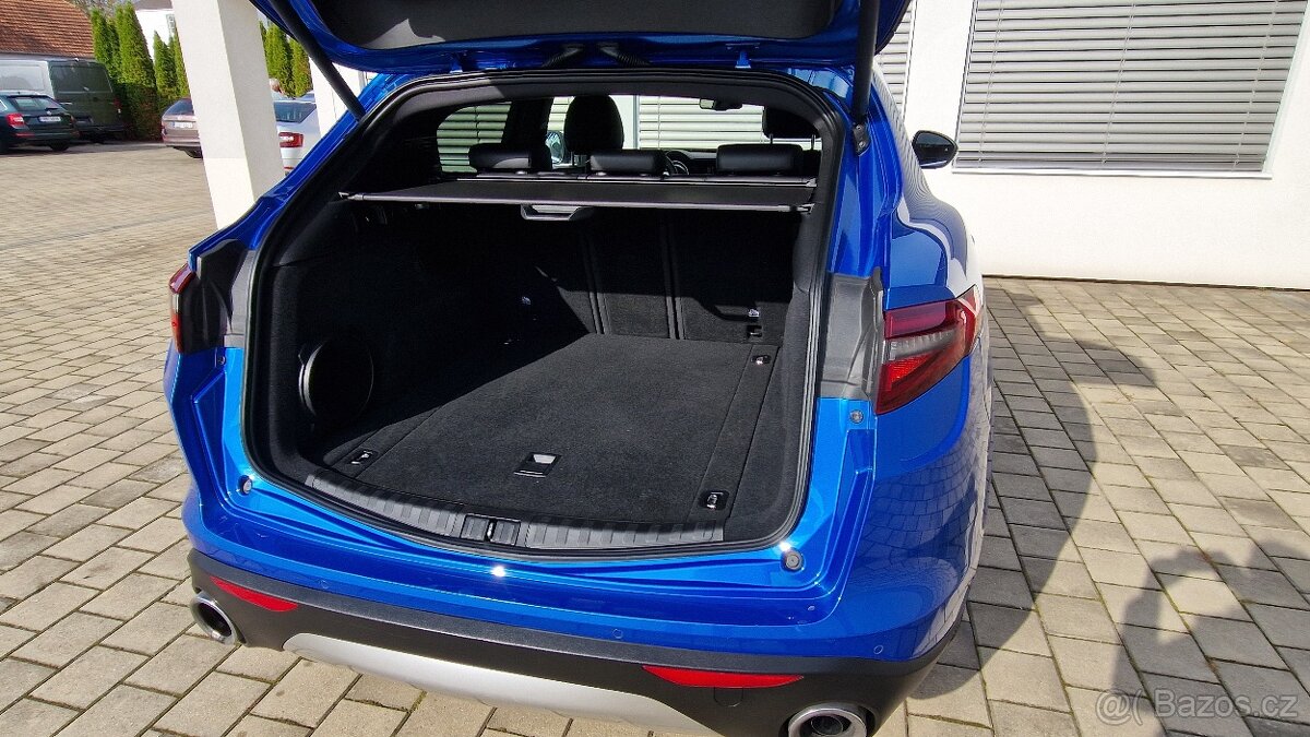 Stelvio 2.0i 280k AWD Veloce - 9