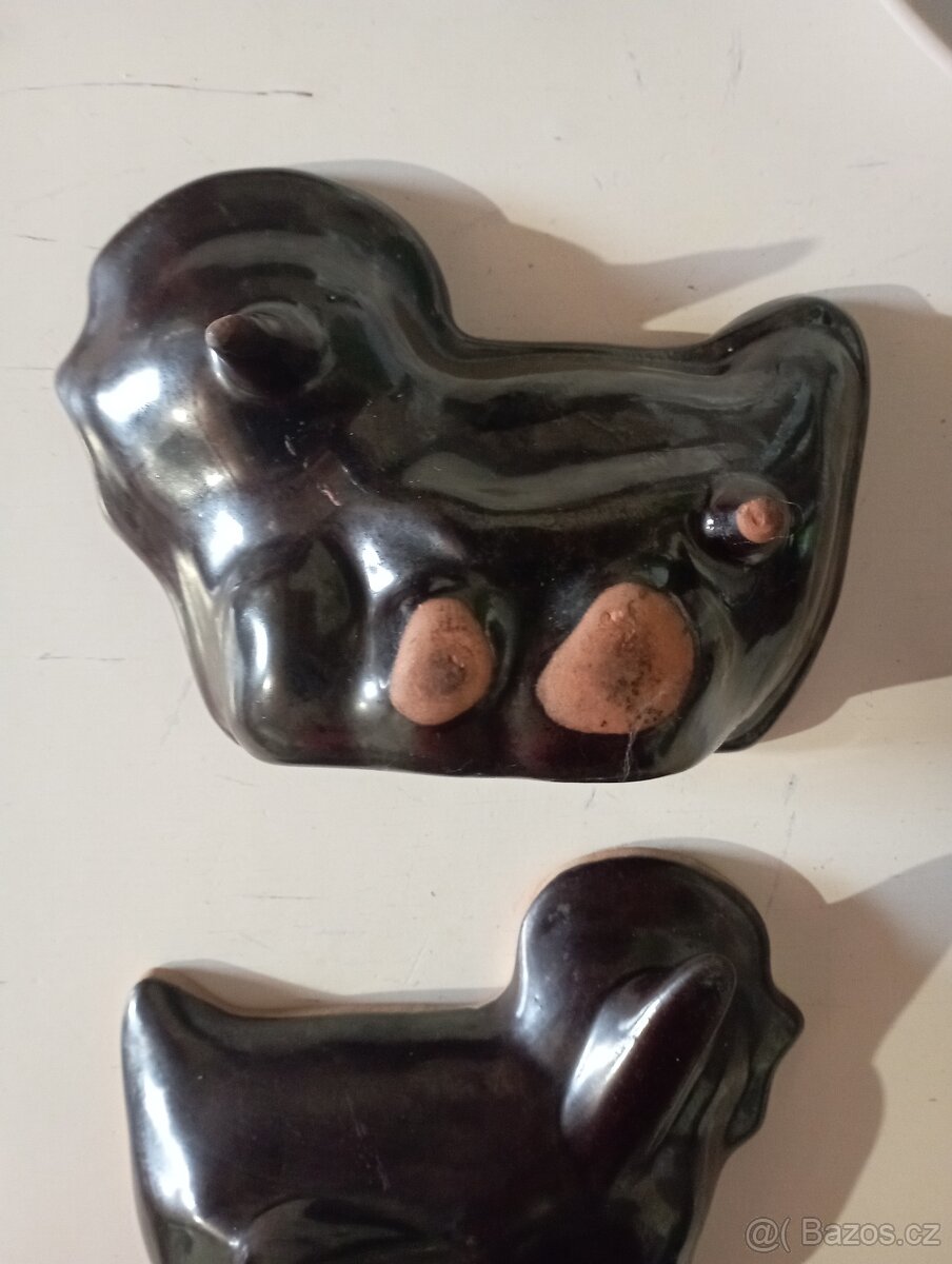 Staré keramické formy na pečení - 9