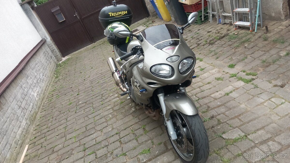 Prodám Triumph 955i RS - 9