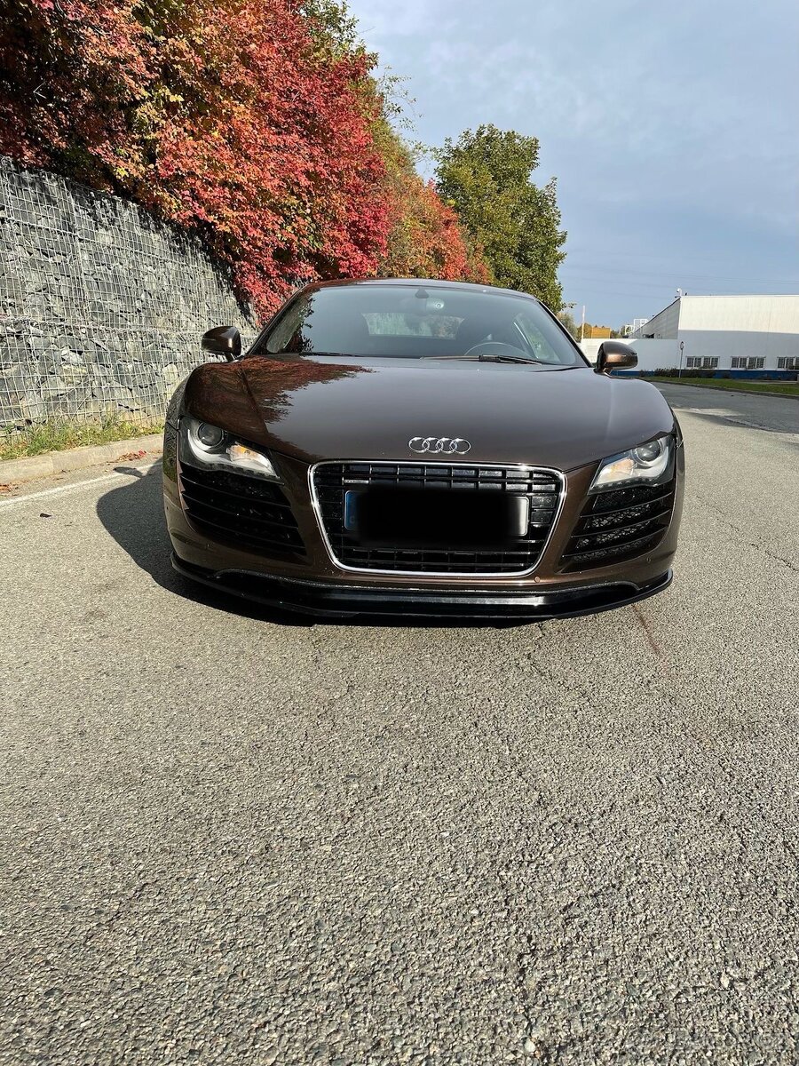 Audi R8 4.2 FSI quattro - 9