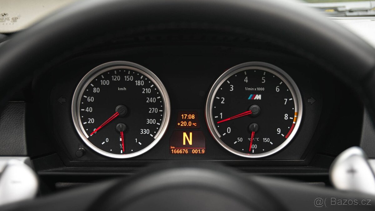 BMW M5, E60 V10 5,0/373kW 500HP - 9