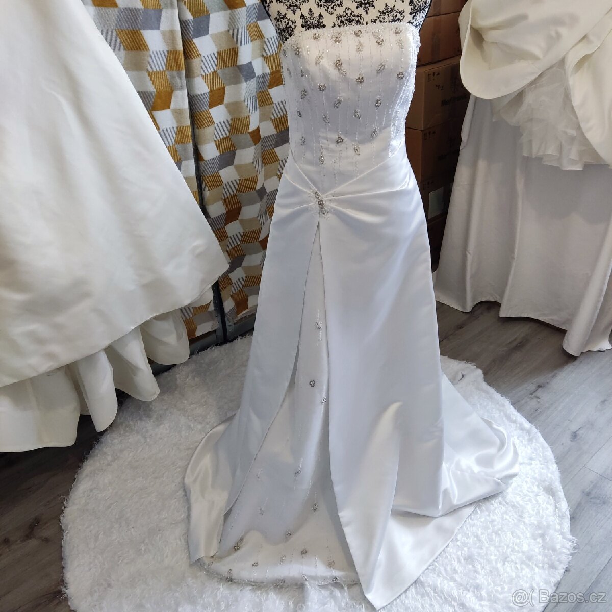 Jednoduché svatební šaty vel. 38/40 - 9