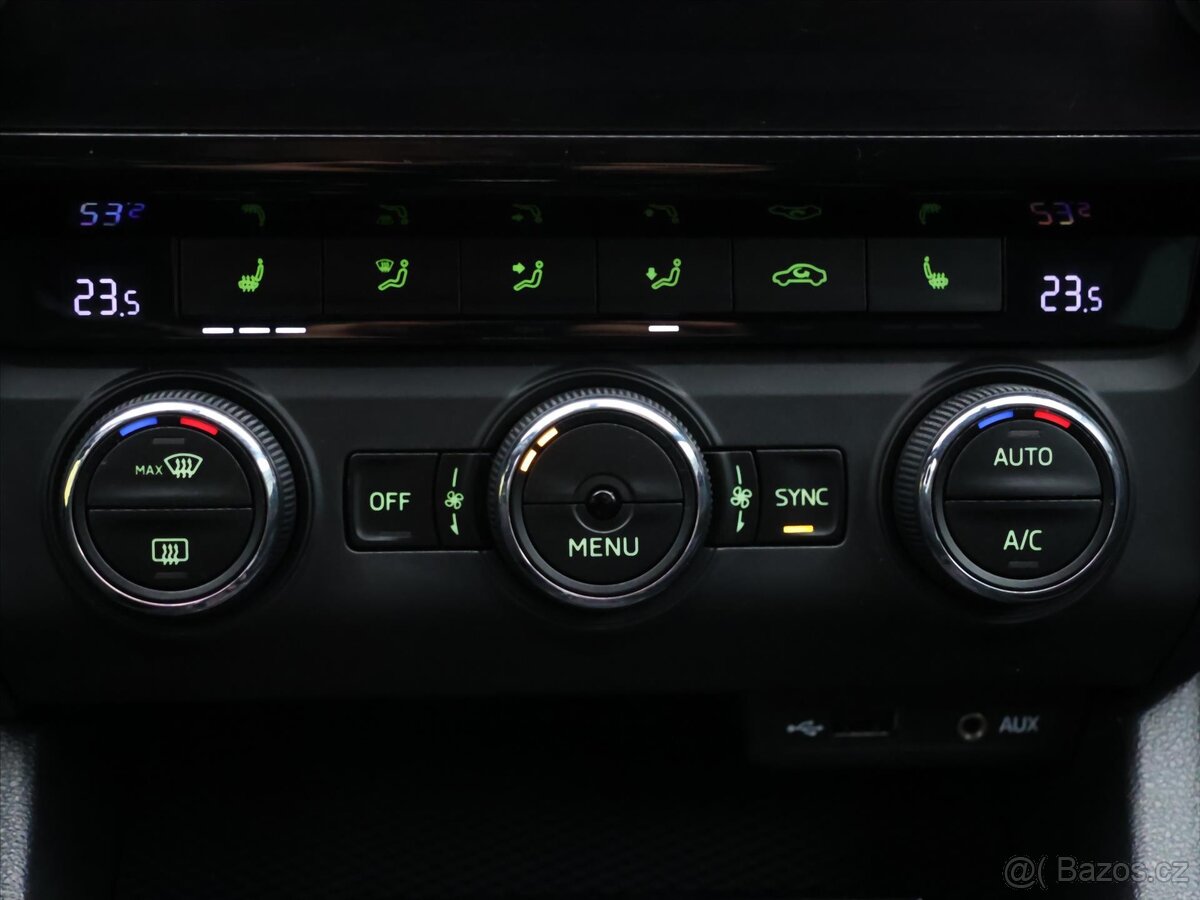 Škoda Octavia 2,0 TSI RS 162kW DSG Challenge (2015) - 9