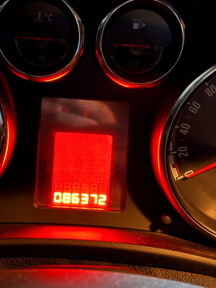 Opel Meriva 1.4 Turbo 88 kW Edition AUTOBAZARY NEVOLAT - 9