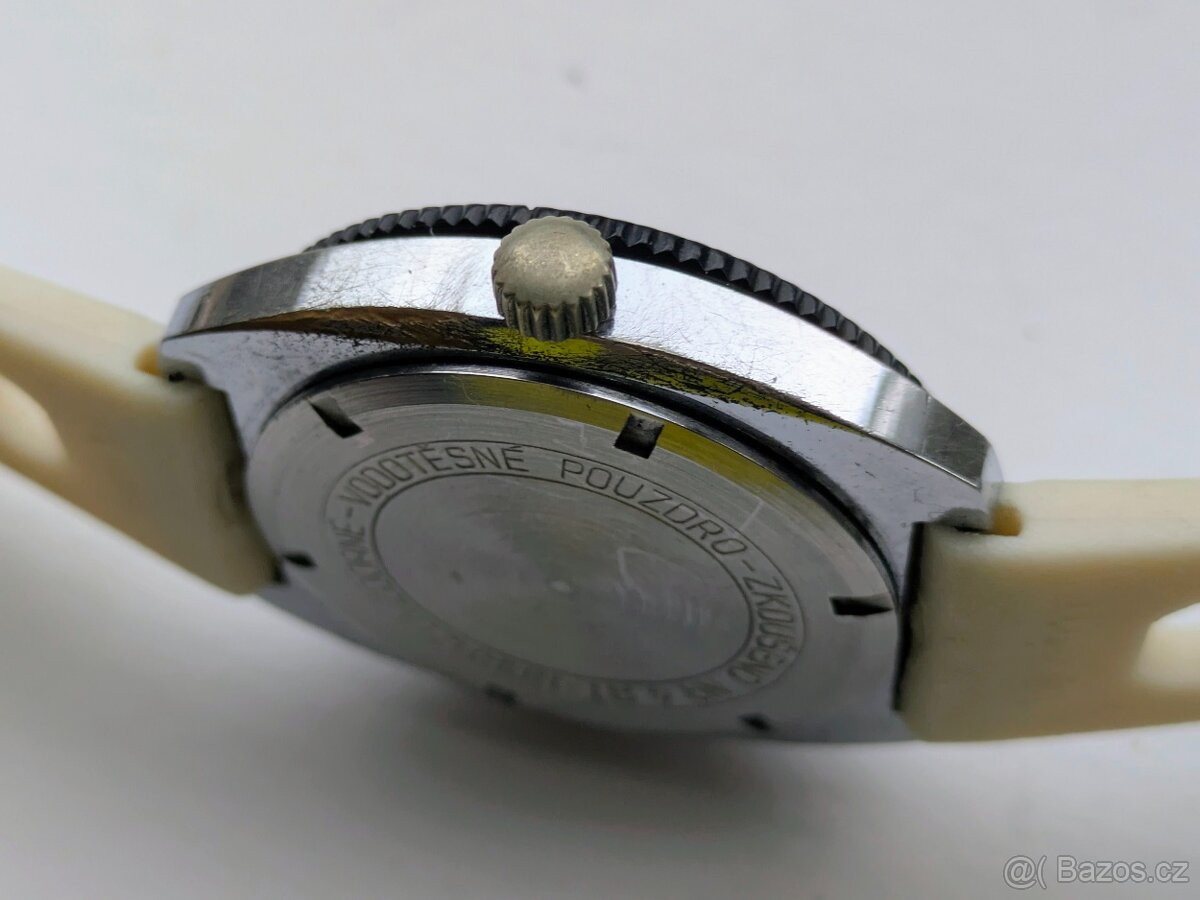 Hodinky PRIM SPORT 2 - 17 JEWELS - KRÁSNÝ STAV - 9