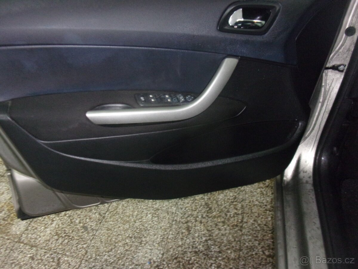 Peugeot 308 1,6 HDi - 9