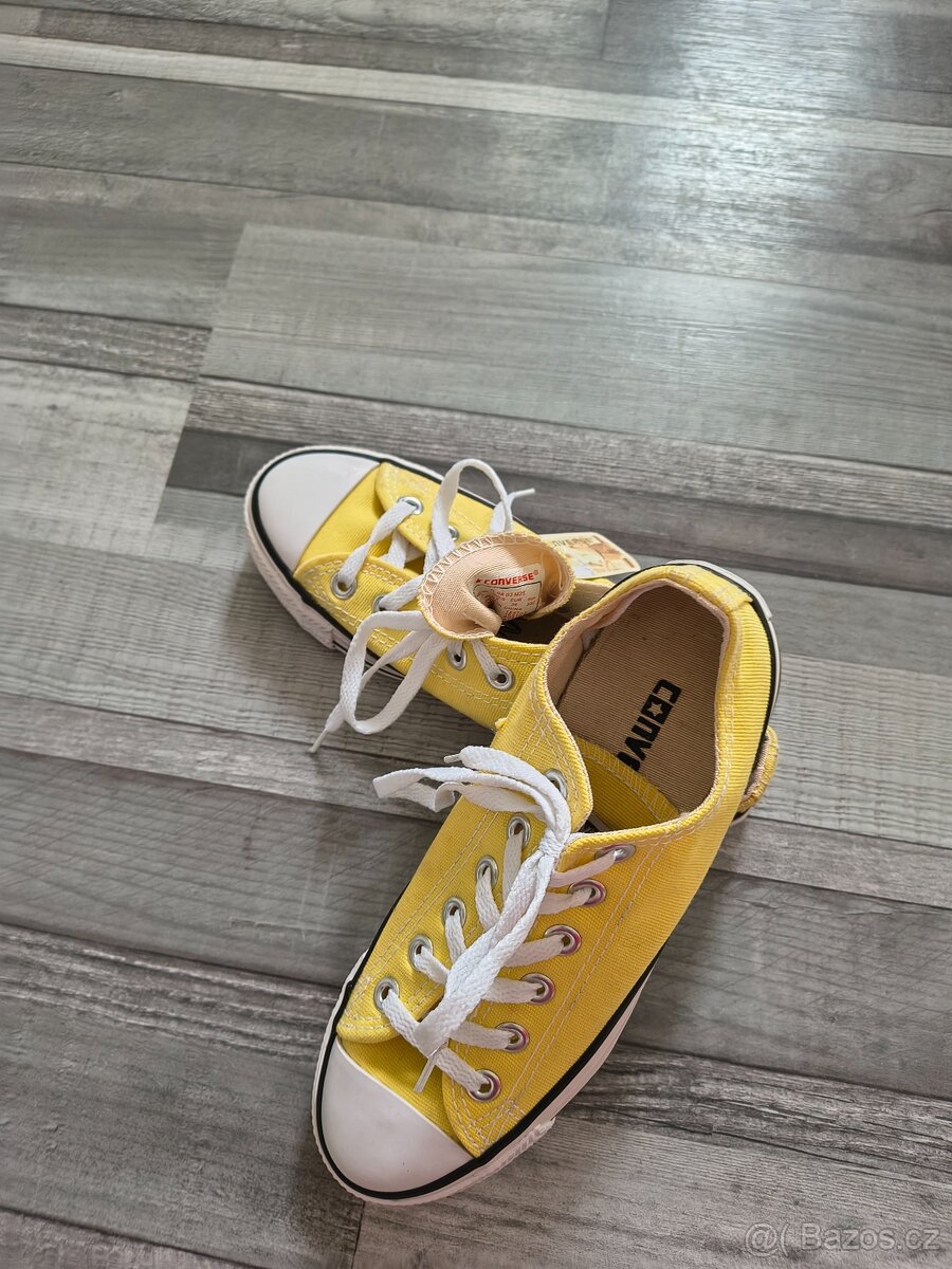 Tenisky Converse, nové, velikost 35 - 9