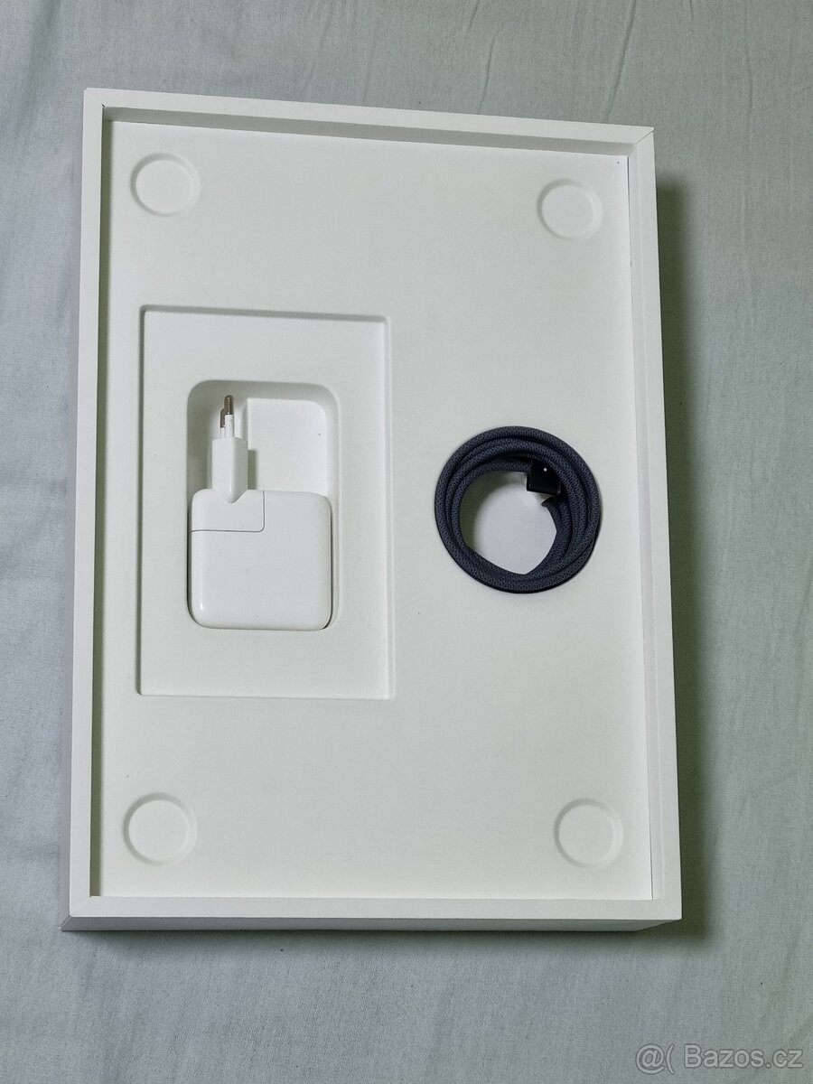 Apple MacBook Air 13” M4 2025 Midnight - 9