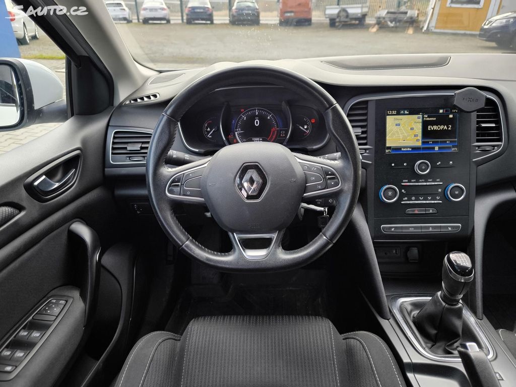 Renault Mégane 1.5 DCi ZEN - 9