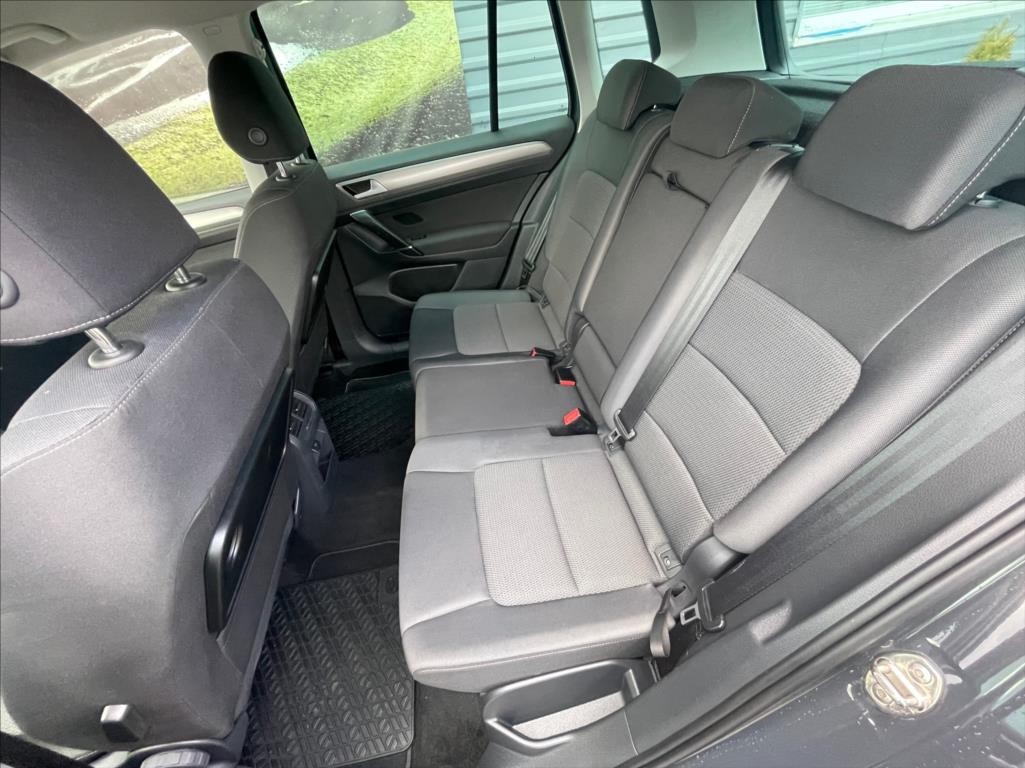 Volkswagen Golf Sportsvan 2,0 (2014) - 9