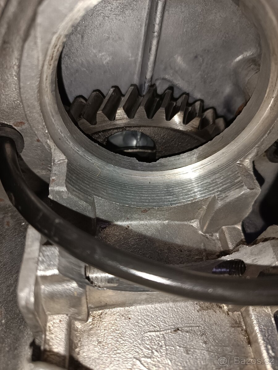 Motor K750 najeto 120km MT12 K750M Dněpr Ural - 9