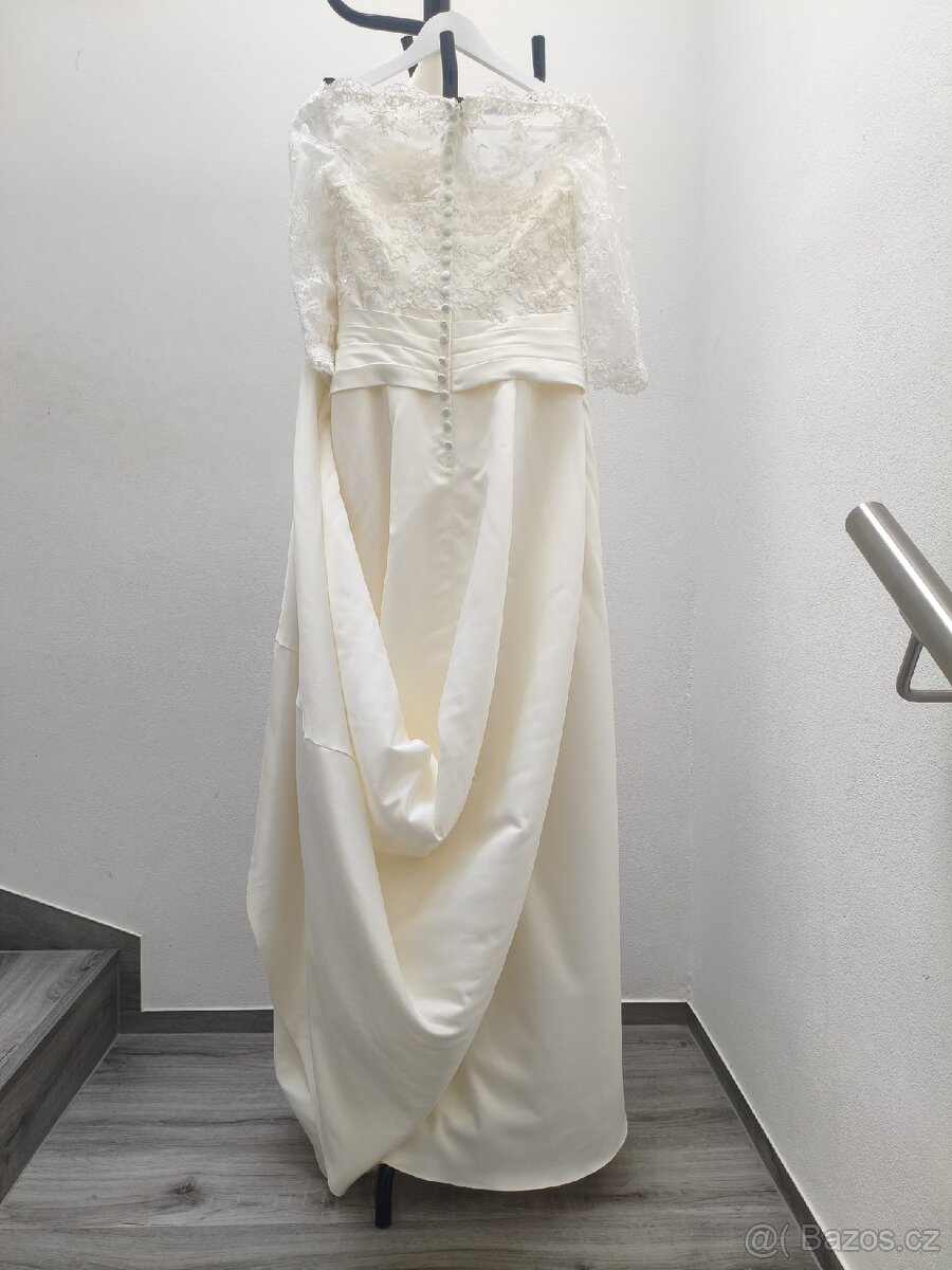 Svatební šaty s vlečkou vel. 36/38 - 9