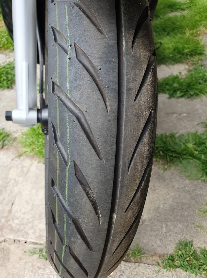 Peugeot Tweet 125i - 9