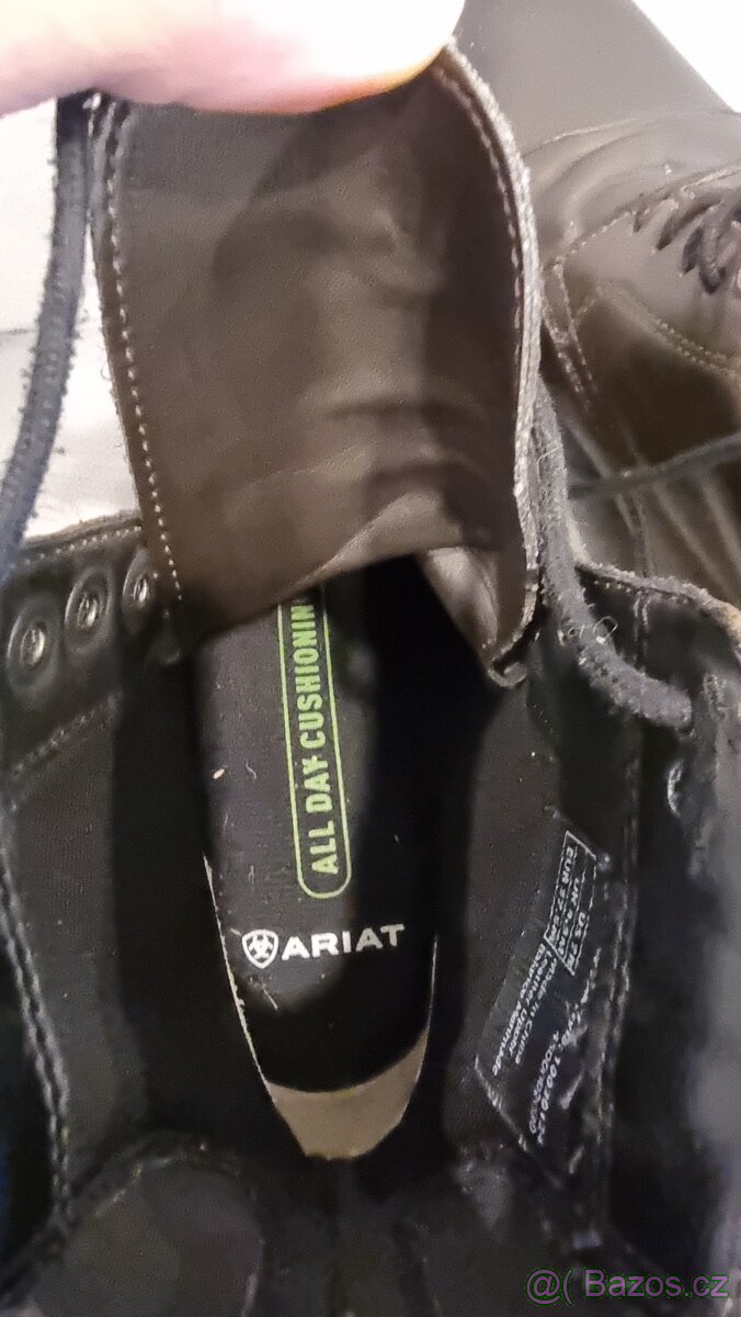 Jezdecká perka Ariat - 9
