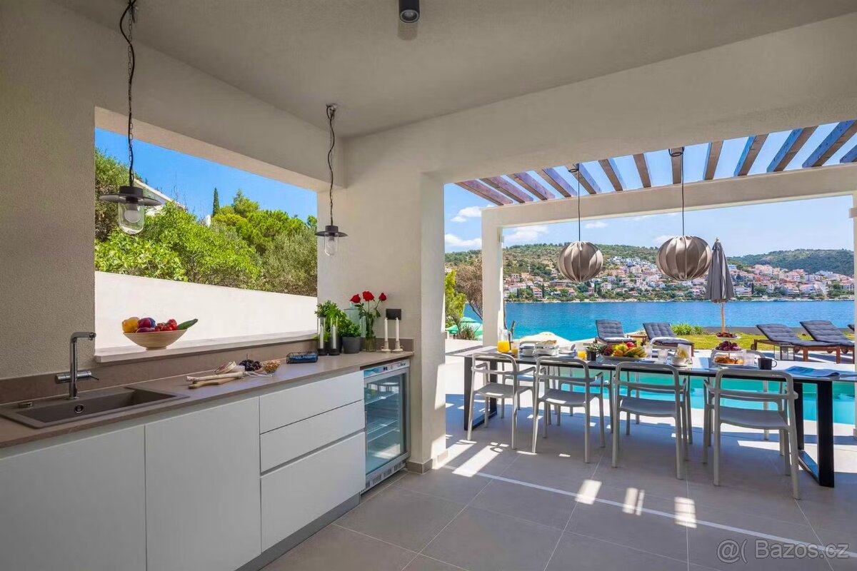 ☀Ciovo/Trogir(HR) - luxusná vila, s vyhrievaným bazénom - 9