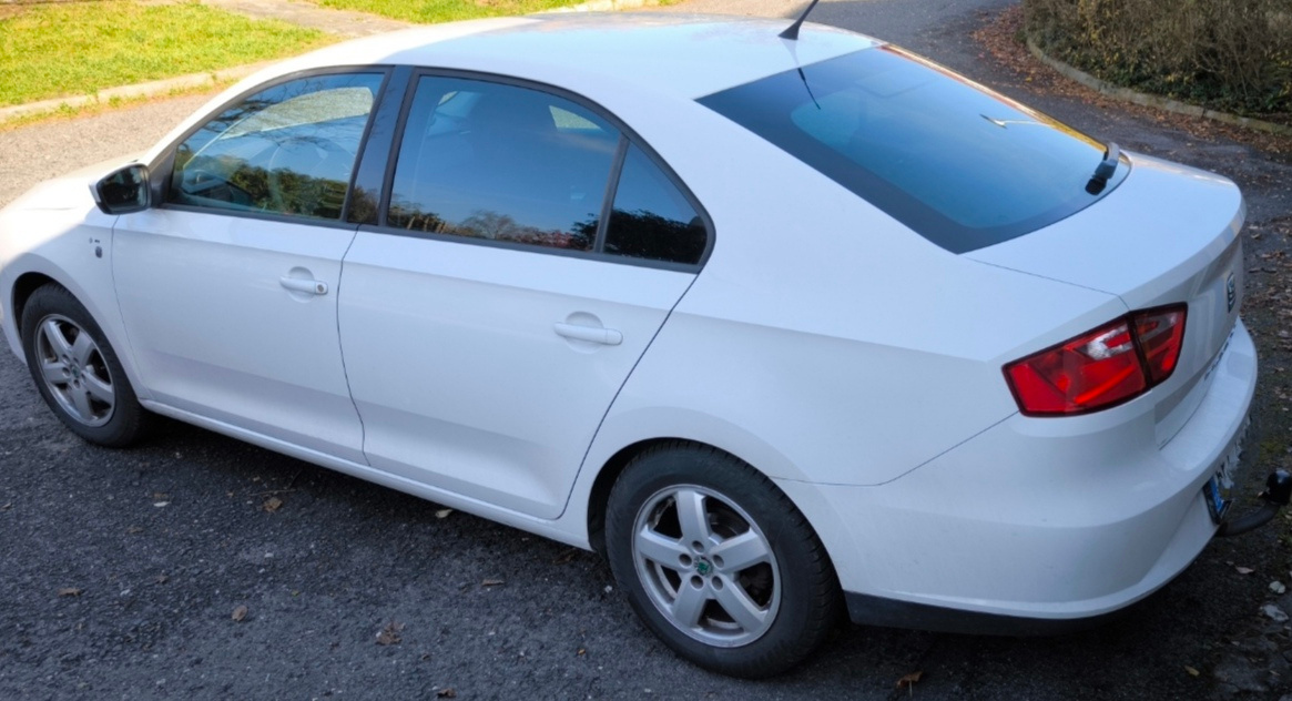 Seat Toledo 1,6Tdi, DPH, tažné - 9