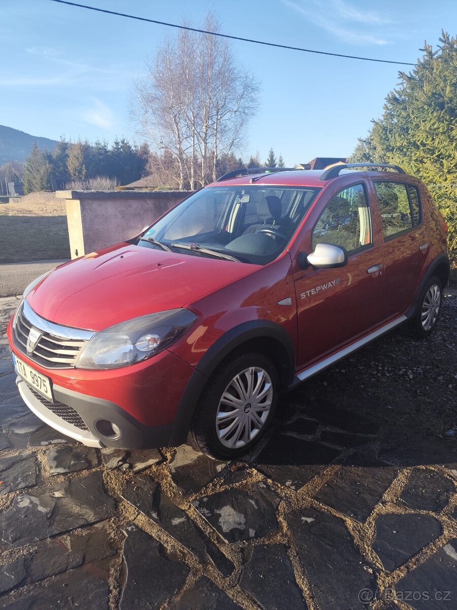 DACIA SANDERO STEPWAY 1,6 kw - 9
