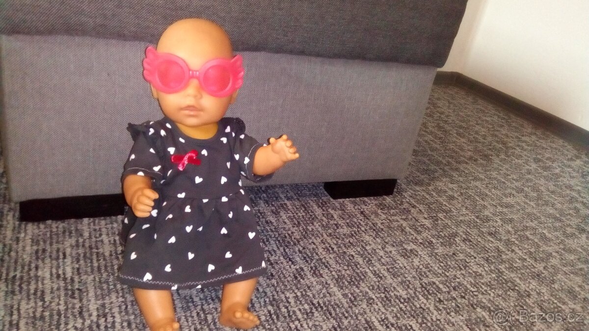 Oblečení,doplňky pro panenky /BB/,cena celkem - 9
