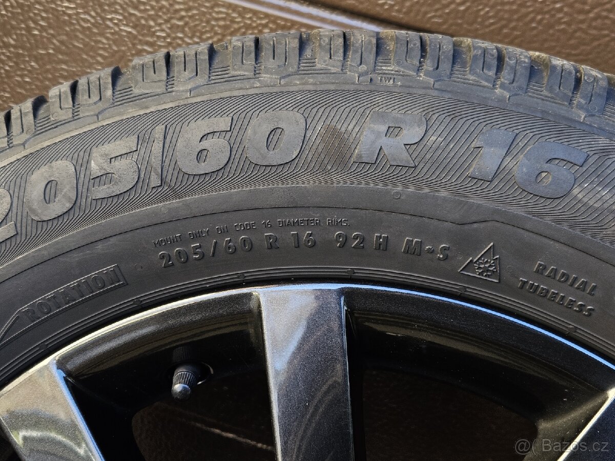 ALU disky originální Škoda Kamiq 5x100, 6x16 ET38 - 9