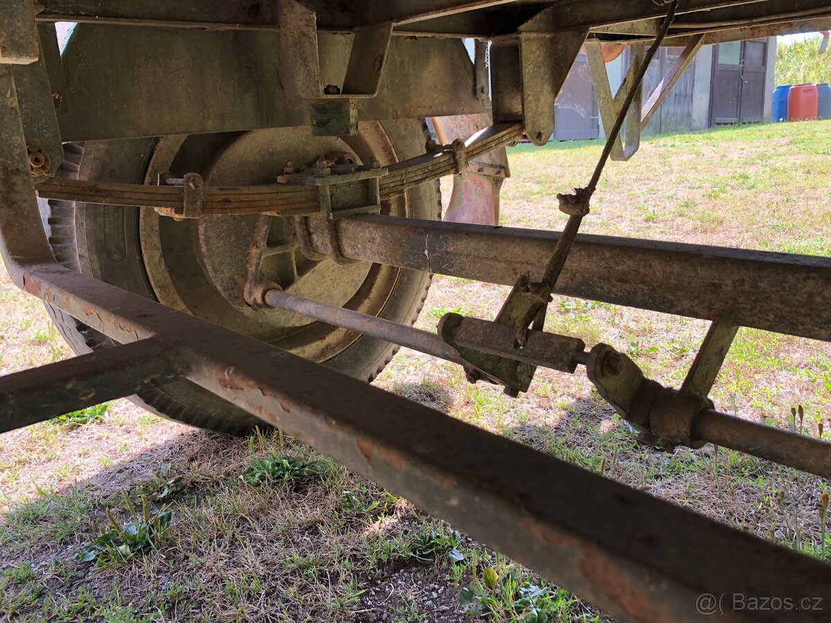 Dvoukolový vlek za traktor - 9