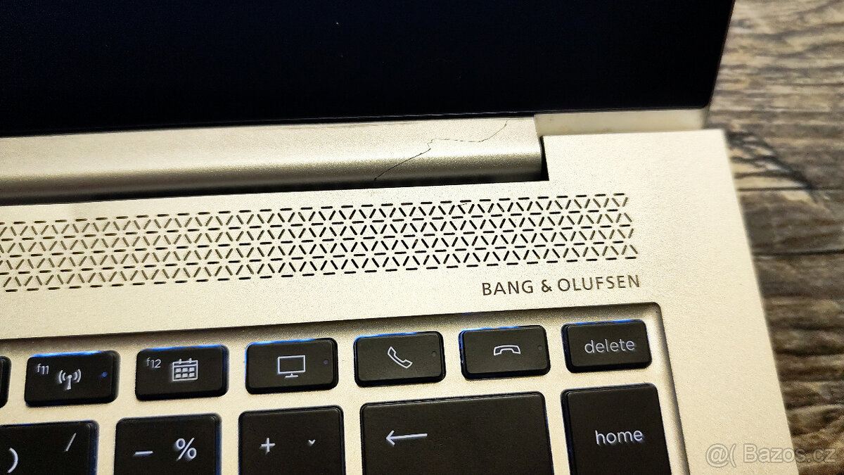 HP Elitebook 1040 G4, i5, 8GB RAM, SSD - 9