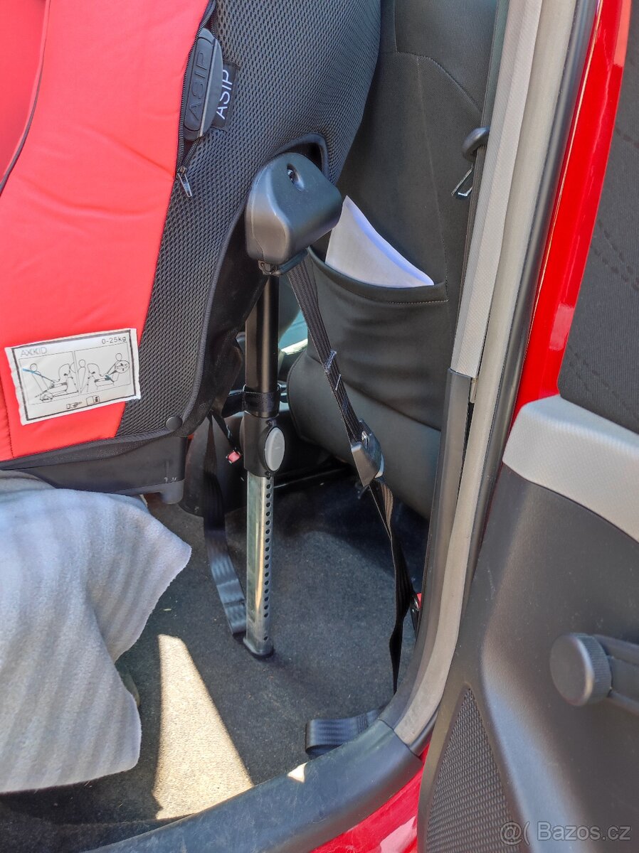 Autosedačka Axkid Minikid, protisměr - do 25 kg - 9