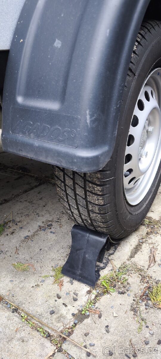 Přívěsný vozík Agados Handy 7 - 9