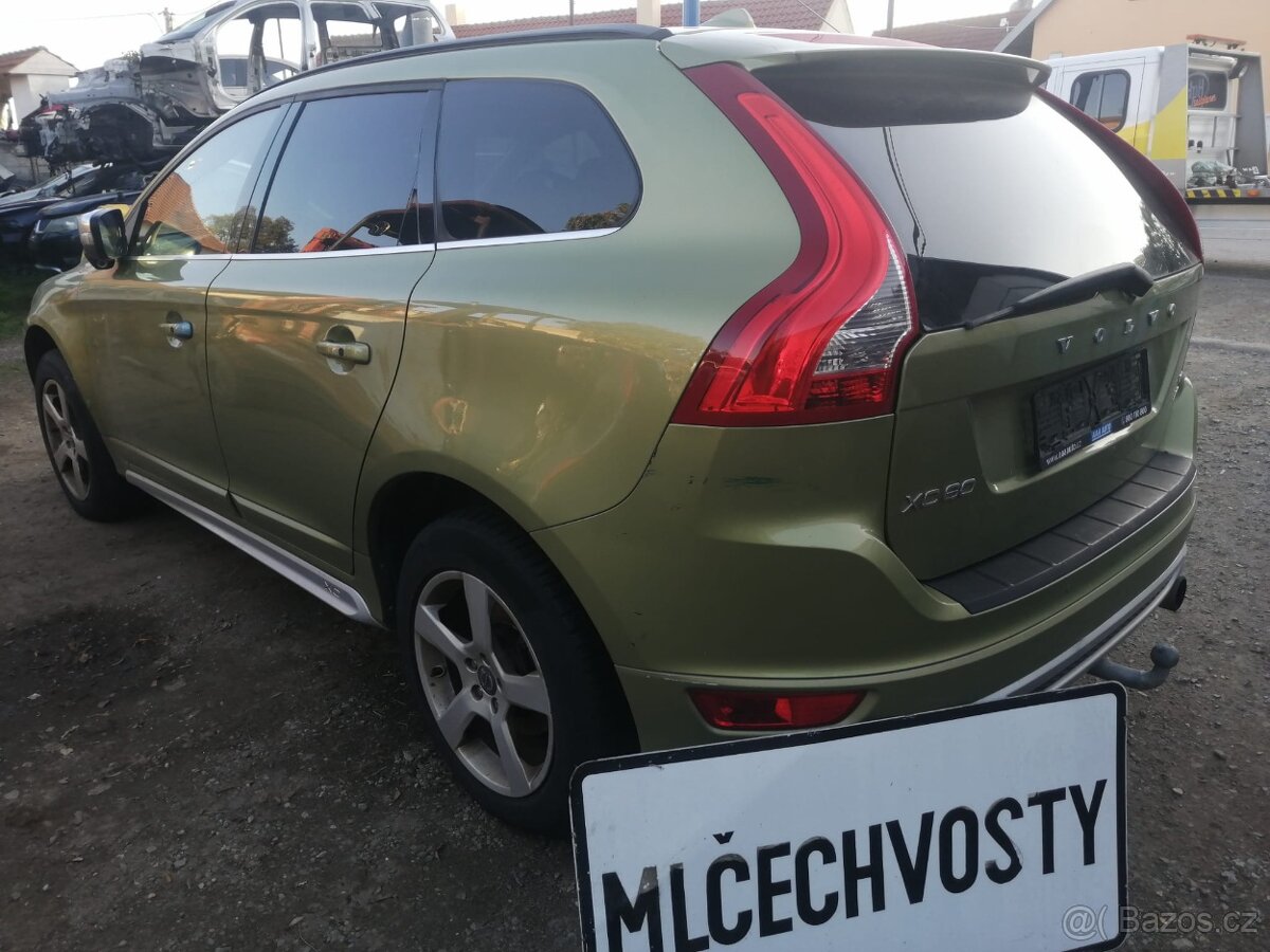 +Volvo XC60+ - 9